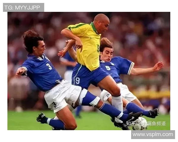 中国足球历史球星排名解析 各代传奇球员成就与贡献盘点