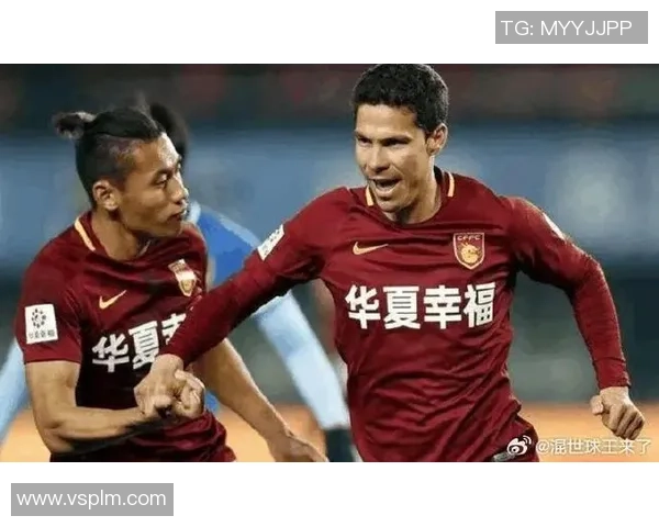 巴西球星加盟中国足球队助力联赛发展引发热议